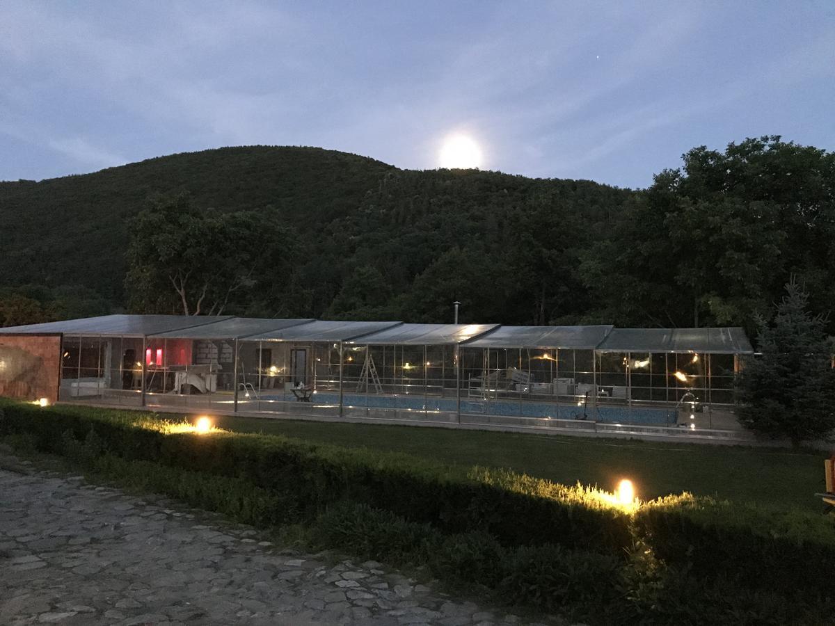 Hotel Divetsite Szliven Kültér fotó